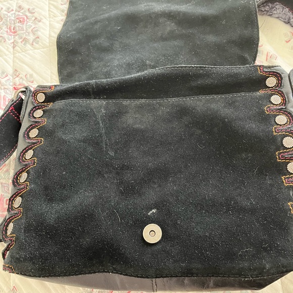 Selling.  Patricia Nash shoulder bag.   ItalianPurchased in Italy for $225 - Picture 3 of 5
